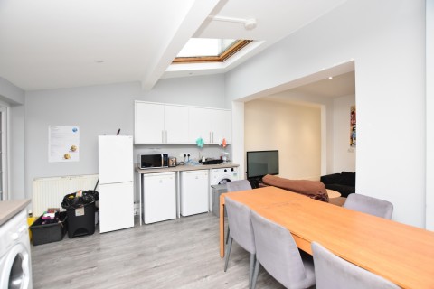 Click the photo for more details of Room 3, Fishponds Road, Fishponds, Bristol, BS16