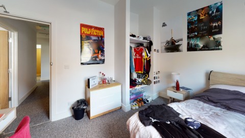 Click the photo for more details of Room 6, Hotwell Road, BS8 4SA