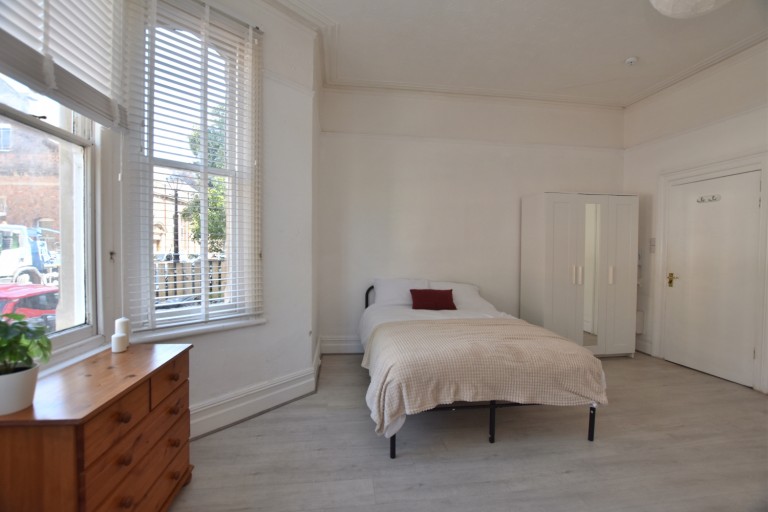 Images for Room 1, Whatley Road, Clifton, Bristol, BS8