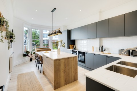 Click the photo for more details of Room 5, Redland Road, Bristol, BS6