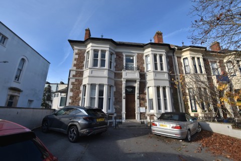 Click the photo for more details of Room 10, St Pauls Road, Lower Maisonette, Clifton, Bristol, BS8 1LT