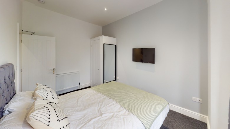 Click the photo for more details of Room 5, Filton Avenue, Horfield