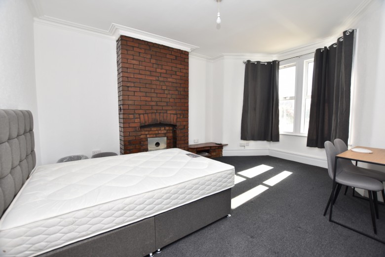 Click the photo for more details of Room 1, Oldfield Place, Bristol, BS8