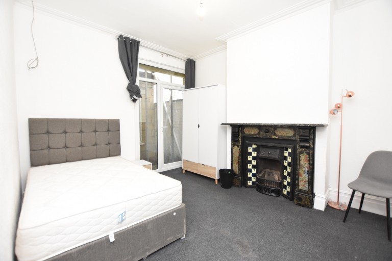 Images for Room 2, Oldfield Place, Bristol, BS8