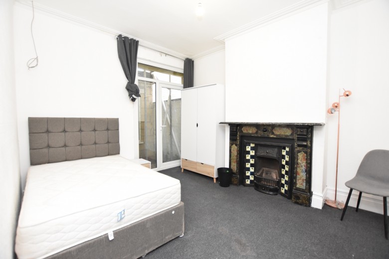 Click the photo for more details of Room 2, Oldfield Place, Bristol, BS8