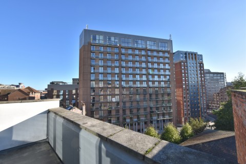 Click the photo for more details of Room 7, Johnny Ball Lane, Bristol, BS2 8DW