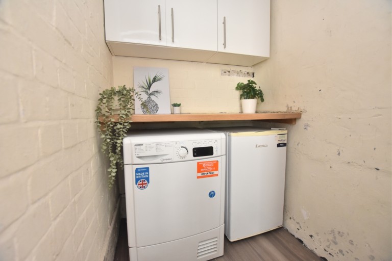 Images for Room 9, Tailors Court, Bristol, BS1 2EY