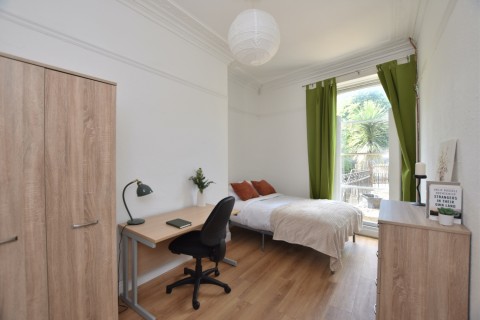 Click the photo for more details of Upper Belgrave Road, BS8 2XN