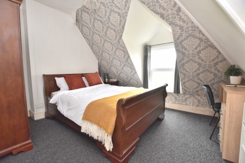 Click the photo for more details of Rooms, Cromwell Road, St. Andrews, Bristol, BS6 5HG