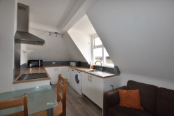 Images for Rooms, Whiteladies Road, Upper Maisonette, Clifton, Bristol, BS8 2RS