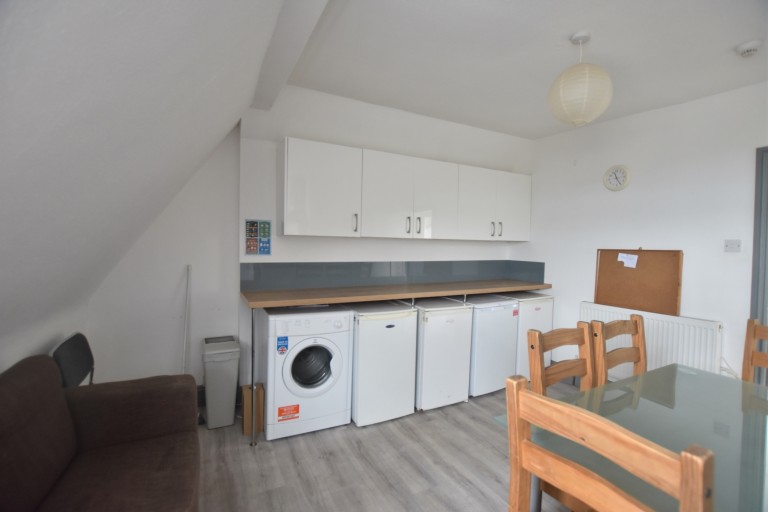 Images for Rooms, Whiteladies Road, Upper Maisonette, Clifton, Bristol, BS8 2RS