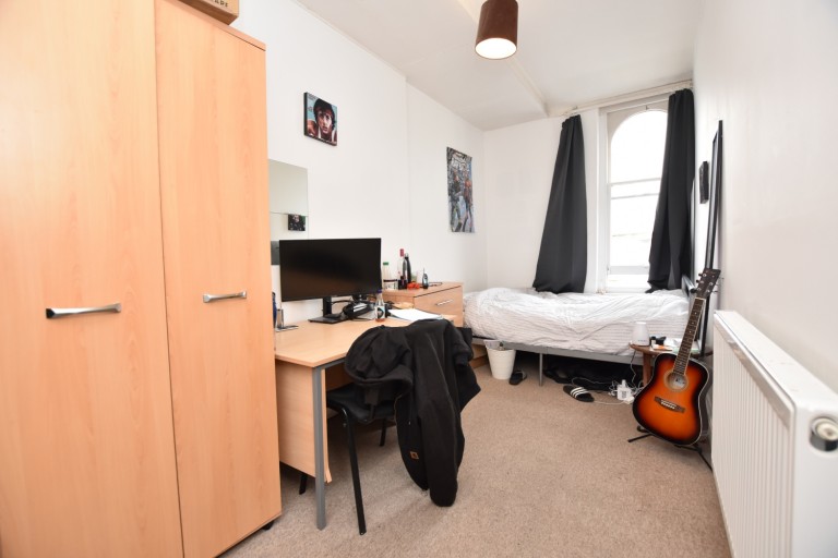 Images for Rooms, Whiteladies Road, Upper Maisonette, Clifton, Bristol, BS8 2RS