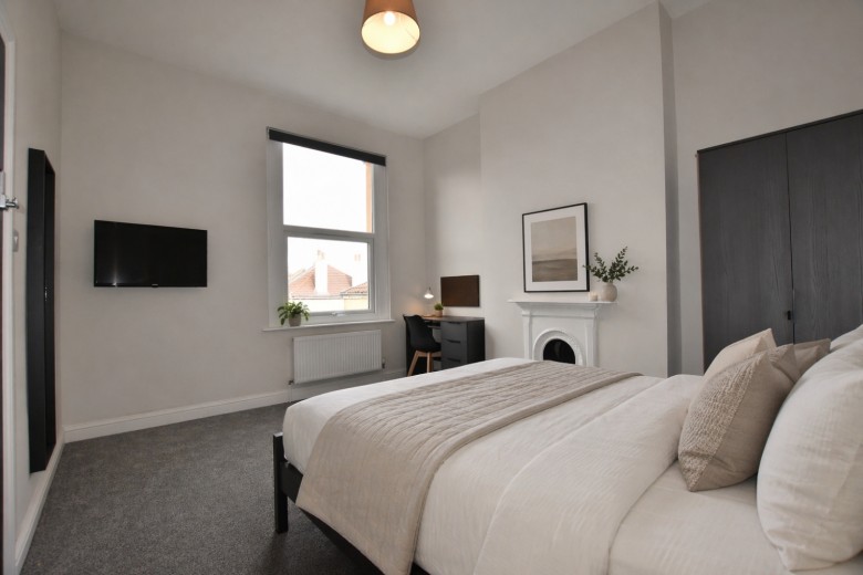 Click the photo for more details of Room 4, Ashley Down Road, Ashley Down, Bristol