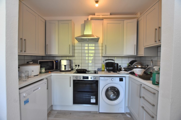 Images for Tyndalls Park Road, First Floor Flat, Clifton, Bristol, BS8 1PY