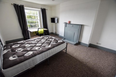 Click the photo for more details of Arlington Mansions, Bristol, BS8 2EH