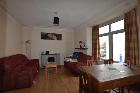 Click the photo for more details of Wellington Park, Clifton, BS8 2UR