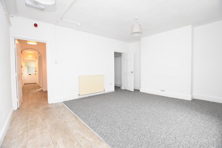 Images for Hampton Park, Basement Flat, Redland, BS6 6LG